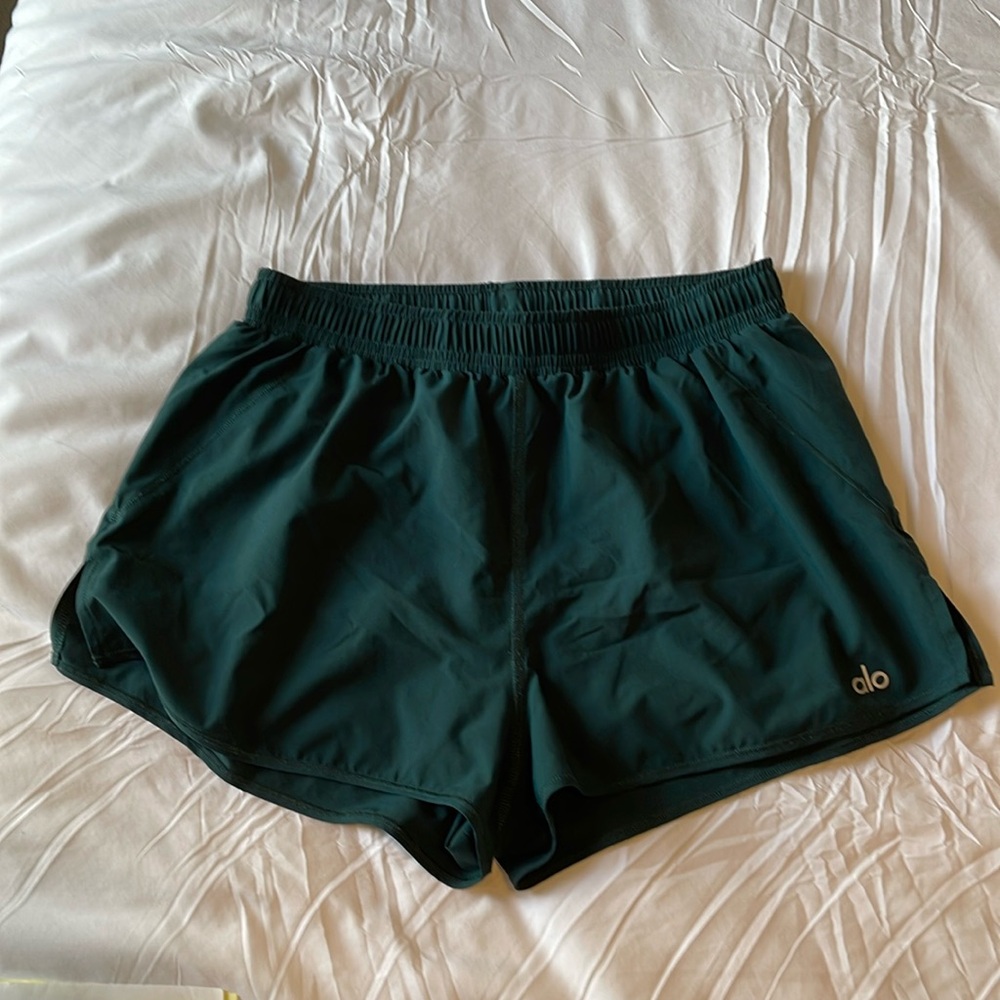 Alo stride shorts- dark green color